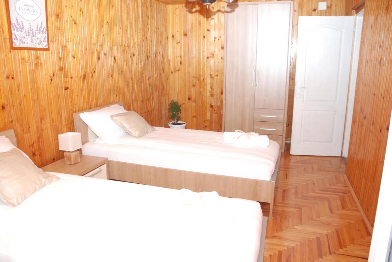 Apartment Danubius Donji Milanovac Extérieur photo